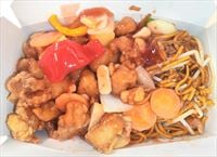 Noodles 2 in 1___Stir Fried Soba Noodles with a Choice of Topping in one box